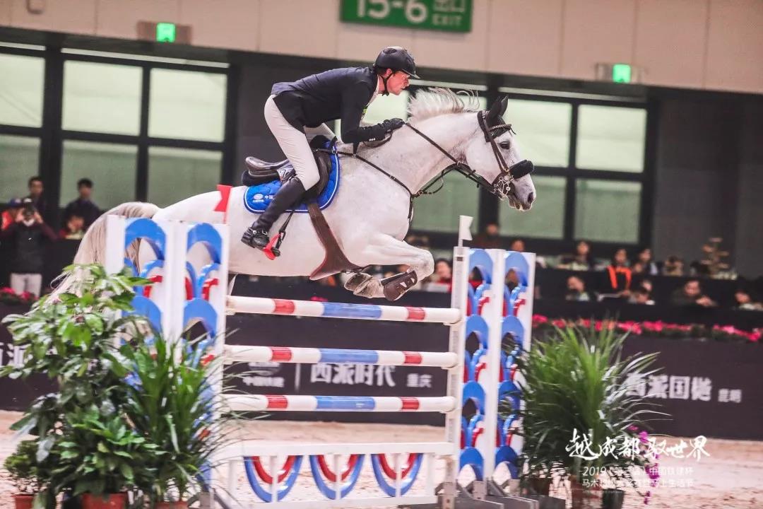 古传良骏日行千里 今有腾博会官网蓉城飘香